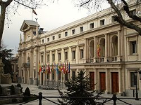 Palau del Senat a la Plaça de la Marina Espanyola de Madrid. Font: Wikipèdia.