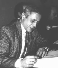Marc Palmés Giró (1943-2005), hablando en público.